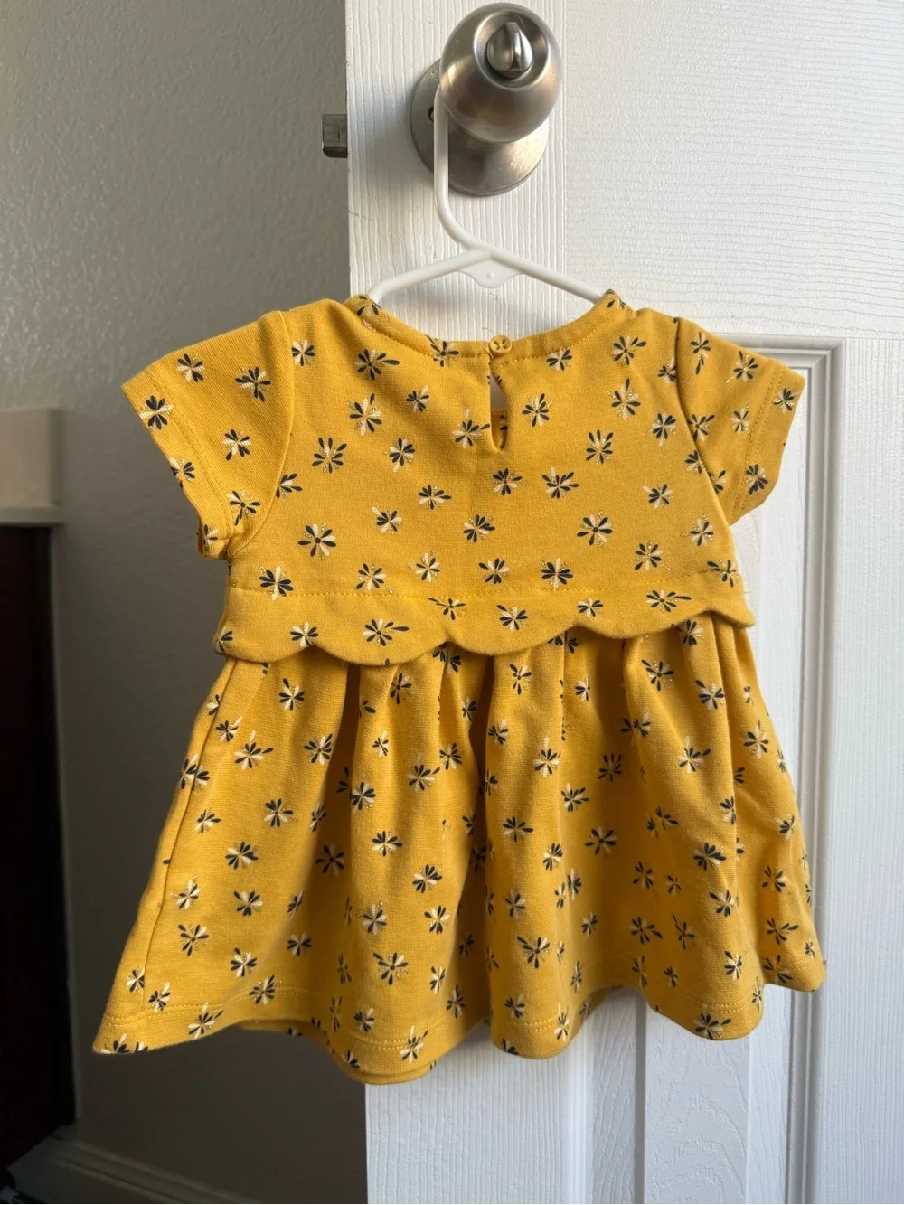 Savannah Yellow Floral Casual Short Sleeve Dress - Picture 2 of 3